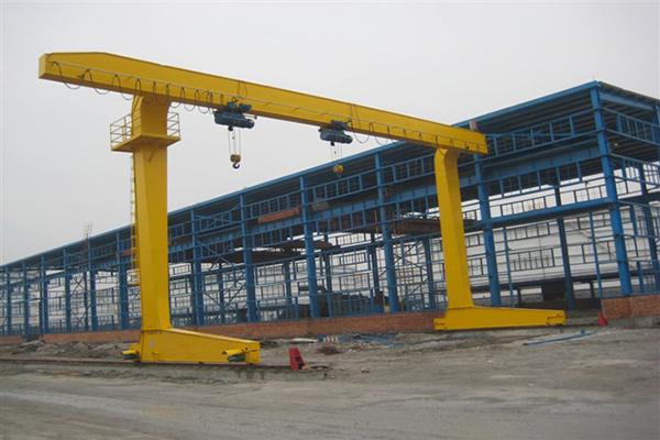 L型电动葫芦门式起重机